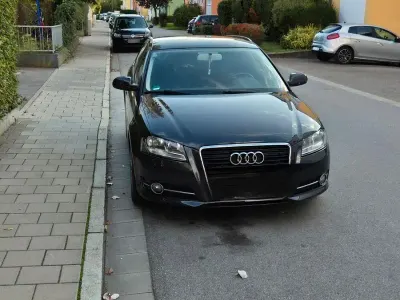 Gebraucht Audi A3 Sportback Ambition 130 PS (95 kW) 2011 Grau Kleinwagen