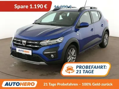 Używany Dacia Sandero Comfort 91 KM (66 kW) 2022 Niebieski Hatchback