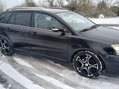 Schwarz Gebraucht 2006 Toyota Avensis Kombi | 1.900 € (Guter Preis)