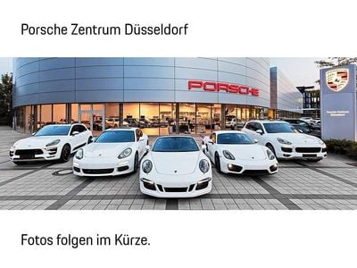 Neu Porsche 911 Carrera 4 GTS 541 PS (397 kW) 2026 Grau Coupé