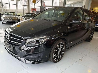 Gebraucht Mercedes B180 AMG 122 PS (89 kW) 2016 Kosmosschwarz  metalliclack Van / Kleinbus