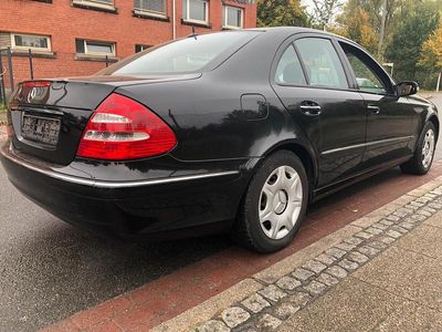 Mercedes E320
