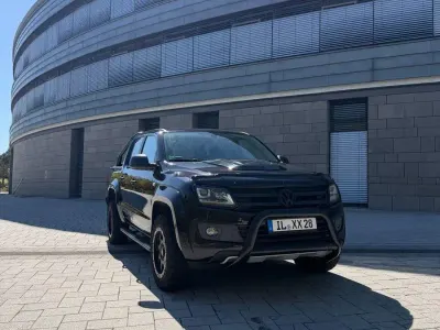 Używany VW Amarok Dark Label 180 KM (132 kW) 2015 Czarny Pickup