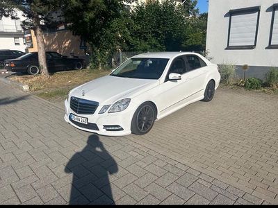 Mercedes E220