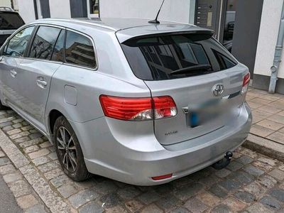 gebraucht Toyota Avensis t27 2.0 D4D, TÜV 12/2025, Navi, AHK, uvm