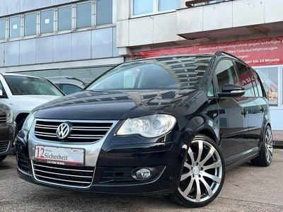 Schwarz Gebraucht 2010 VW Touran R-line Van / Kleinbus | 12.490 €
