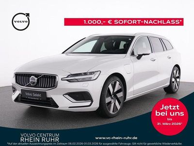 Gebraucht Volvo V60 Plus 349 PS (256 kW) 2025 Weiß crystal white pearl / met Kombi