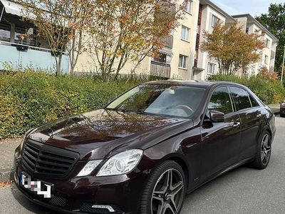 Gebraucht Mercedes E350 292 PS (214 kW) 2009 Braun Limousine