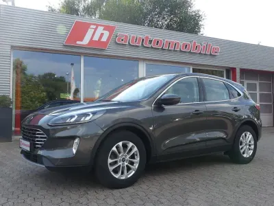 Gebraucht Ford Kuga Titanium 120 PS (88 kW) 2020 Grau SUV
