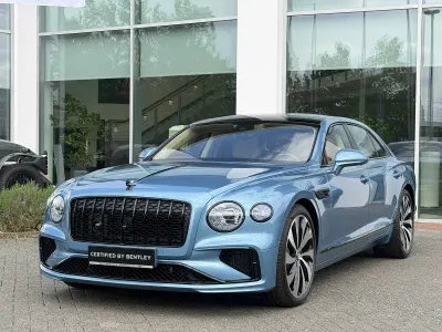 Second-hand Bentley Flying Spur 680 CP (500 kW) 2025 Albastru Berlinǎ