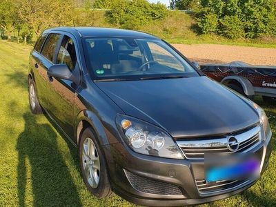 gebraucht Opel Astra Caravan 1.6 Ecotec Edition 111 Jahre Klima