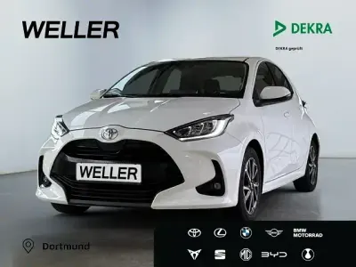 Gebraucht Toyota Yaris Hybrid Team 116 PS (85 kW) 2023 Andere Limousine