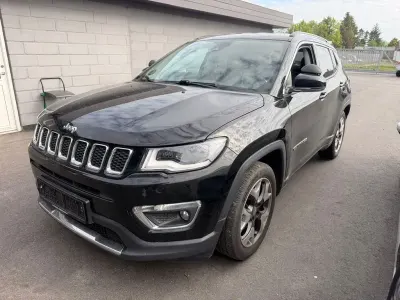 Gebraucht Jeep Compass Limited 120 PS (88 kW) 2019 Schwarz SUV