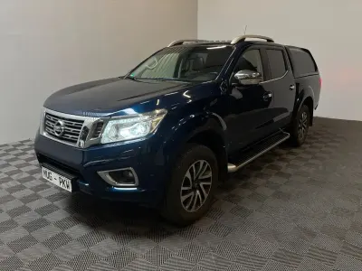 Käytetty Nissan Navara 360º 190 HP (139 kW) 2017 Sininen Nouto