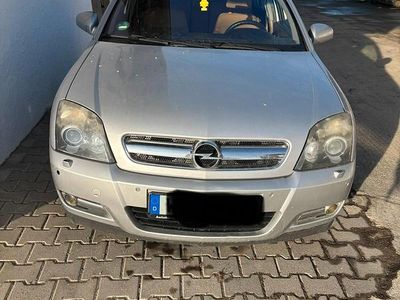 Silber Gebraucht 2005 Opel Signum Kleinwagen | 740 € (Superpreis)