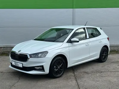 Neu Skoda 105 95 PS (69 kW) 2026 Silber Limousine