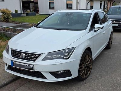 Usata Seat Leon ST XCELLENCE 150 CV (110 kW) 2017 Bianco Station wagon