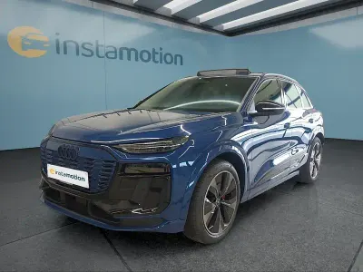 Gebraucht Audi Q6 e-tron S-Line 225 kW (306 PS) 2024 Blau SUV