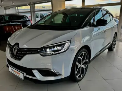 Gebraucht Renault Scénic Techno 140 PS (102 kW) 2023 Weiß Van / Kleinbus