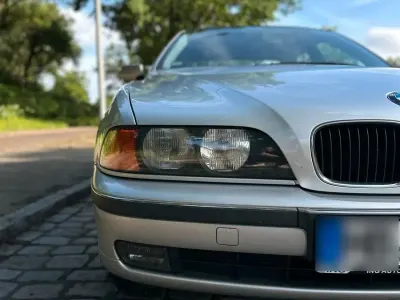 Gebraucht BMW 520 150 PS (110 kW) 1999 Silber Limousine