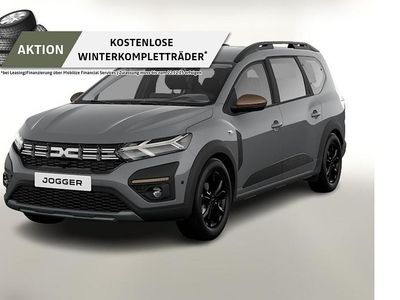 Grün Neu 2025 Dacia Jogger Extreme Van / Kleinbus | 22.355 € (Fairer Preis)
