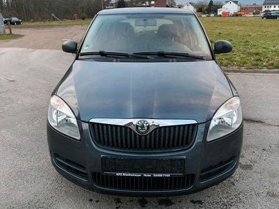 Gebraucht Skoda Fabia 60 PS (44 kW) 2009 Grau Kleinwagen