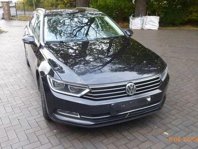 Usata VW Passat Comfortline 150 CV (110 kW) 2018 Nero Station wagon