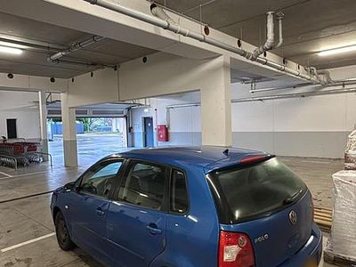 Gebraucht VW Polo 80 PS (58 kW) 2004 Blau Kleinwagen