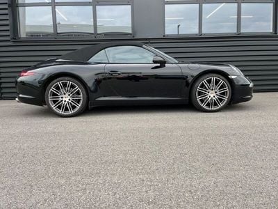 Porsche 911 Carrera Cabriolet