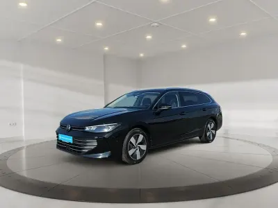 Gebraucht VW Passat Business 150 PS (110 kW) 2025 Schwarz Kombi
