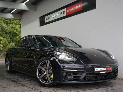 Porsche Panamera 4