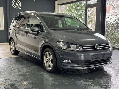 Gebraucht VW Touran Highline 150 PS (110 kW) 2021 Grau Van / Kleinbus