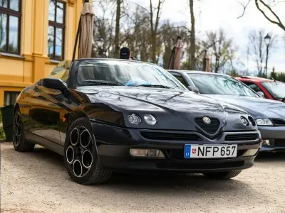 Gebraucht Alfa Romeo Spider 192 PS (141 kW) 1996 Schwarz Cabrio
