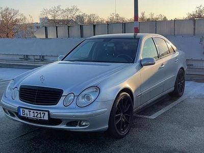 Gebraucht Mercedes E350 727 PS (534 kW) 2005 Silber Limousine