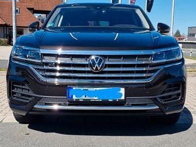 Gebraucht VW Touareg Elegance 231 PS (169 kW) 2023 Braun SUV