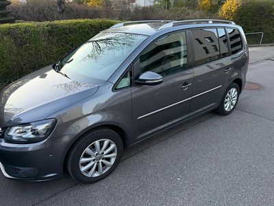 Gebraucht VW Touran Highline 140 PS (102 kW) 2011 Grau Van / Kleinbus