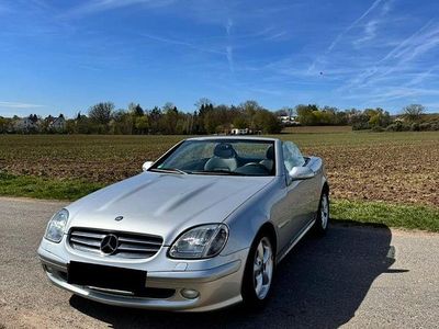 Gebraucht Mercedes SLK200 163 PS (119 kW) 2003 Silber Cabrio