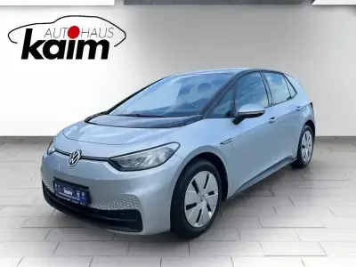 Gebraucht VW ID.3 Pro Performance 150 kW (204 PS) 2021 Scale silver metallic (metallic) Kleinwagen