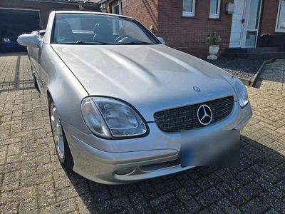 Gebraucht Mercedes SLK230 197 PS (144 kW) 2002 Silber Cabrio