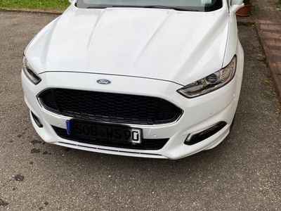 Gebraucht Ford Mondeo 179 PS (131 kW) 2018 Weiß Kombi