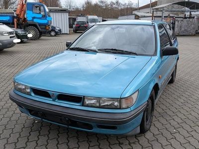 Gebraucht Mitsubishi Colt 84 PS (61 kW) 1989 Blau Kleinwagen