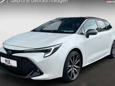 Neu Toyota Corolla Sport 184 PS (135 kW) 2025 Weiß Kombi