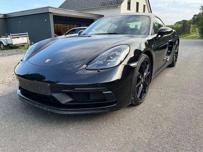 Porsche Cayman GTS