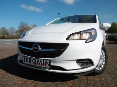Używany Opel Corsa Selection 69 KM (50 kW) 2019 Biały Hatchback