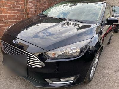 Second-hand Ford Focus 150 CP (110 kW) 2015 Negru Break