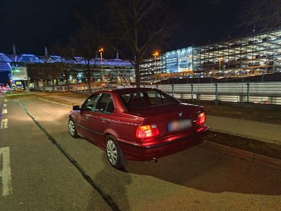 Brugt BMW 316 102 HK (75 kW) 1992 Rød Sedan
