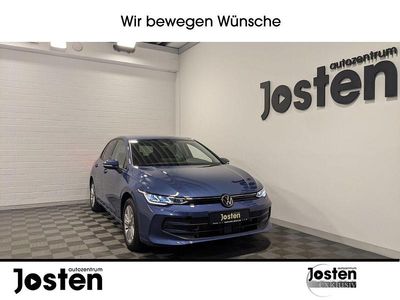 Usata VW Golf VIII Life 150 CV (110 kW) 2025 Blu Berlina