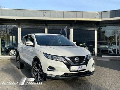 Weiß Gebraucht 2020 Nissan Qashqai N-Connecta SUV | 18.390 € (Fairer Preis)