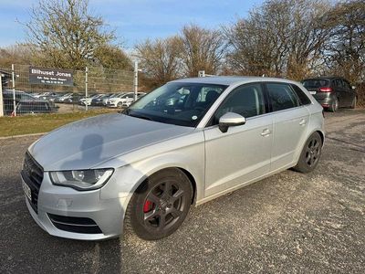 Gebraucht Audi A3 Ambiente 150 PS (110 kW) 2013 Silber Limousine