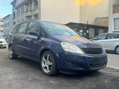 Brugt Opel Zafira 110 HK (80 kW) 2009 Blå MPV